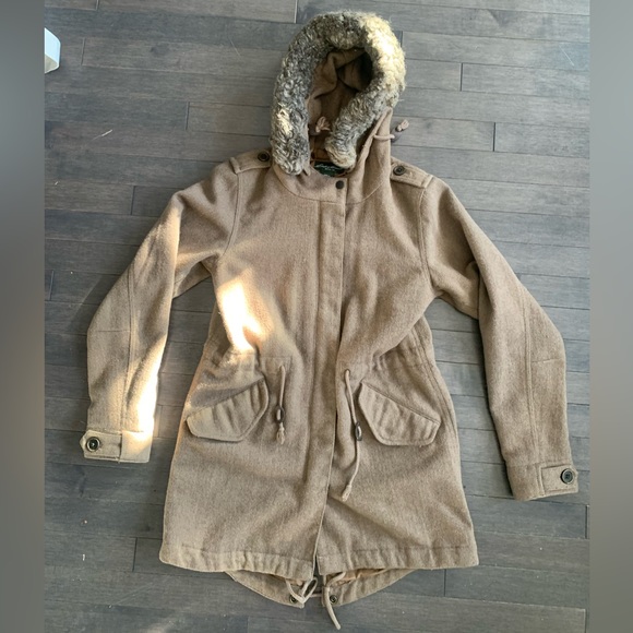 Women’s S Tan Eddie Bauer 50% Wool Coat and Faux Fur Hood - Picture 1 of 12